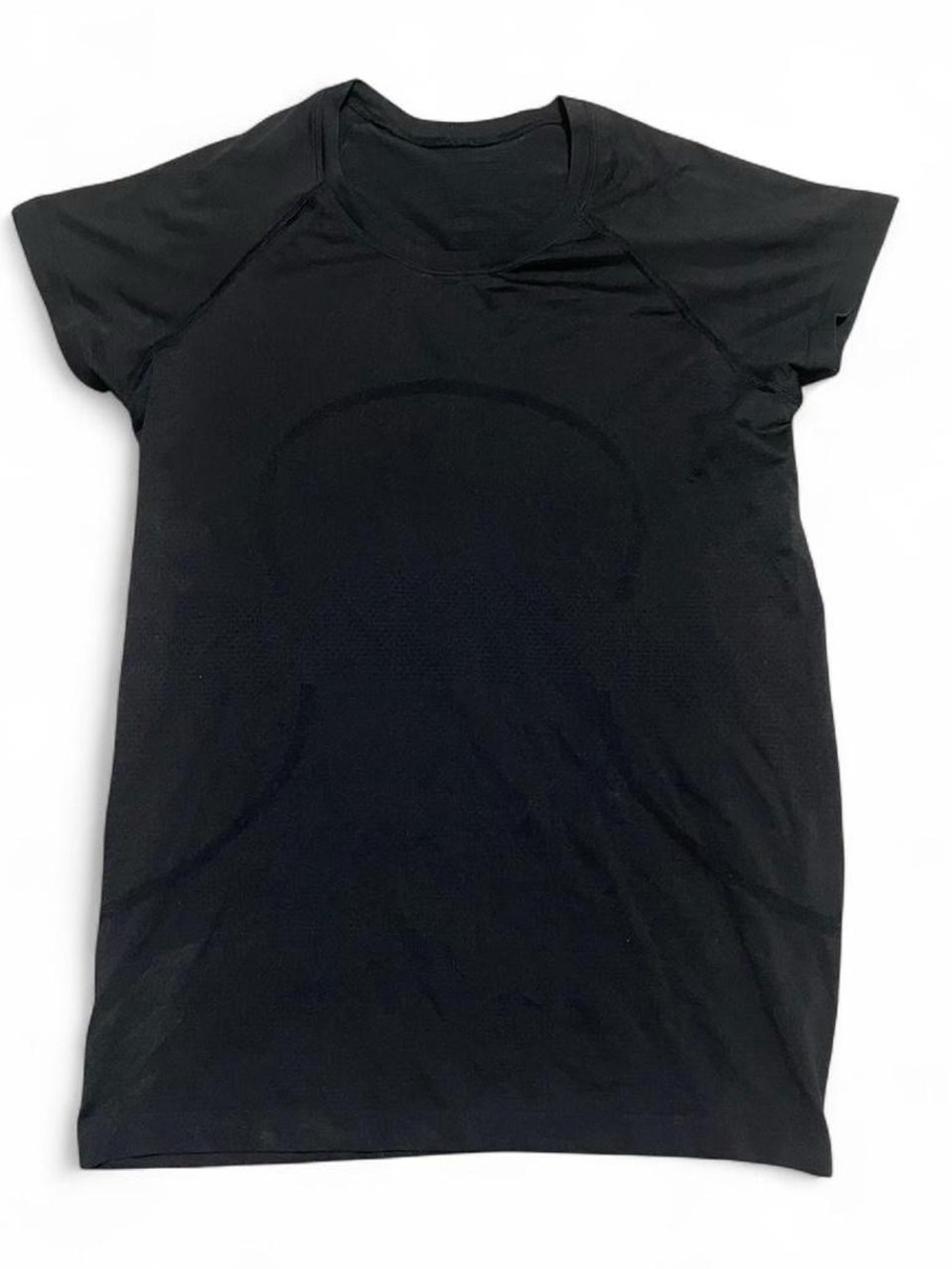 Black Lululemon swiftly tech tee 
Size 10